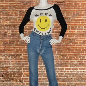 Retro Smiley Face LA Cheerful Vintage Chic Tee